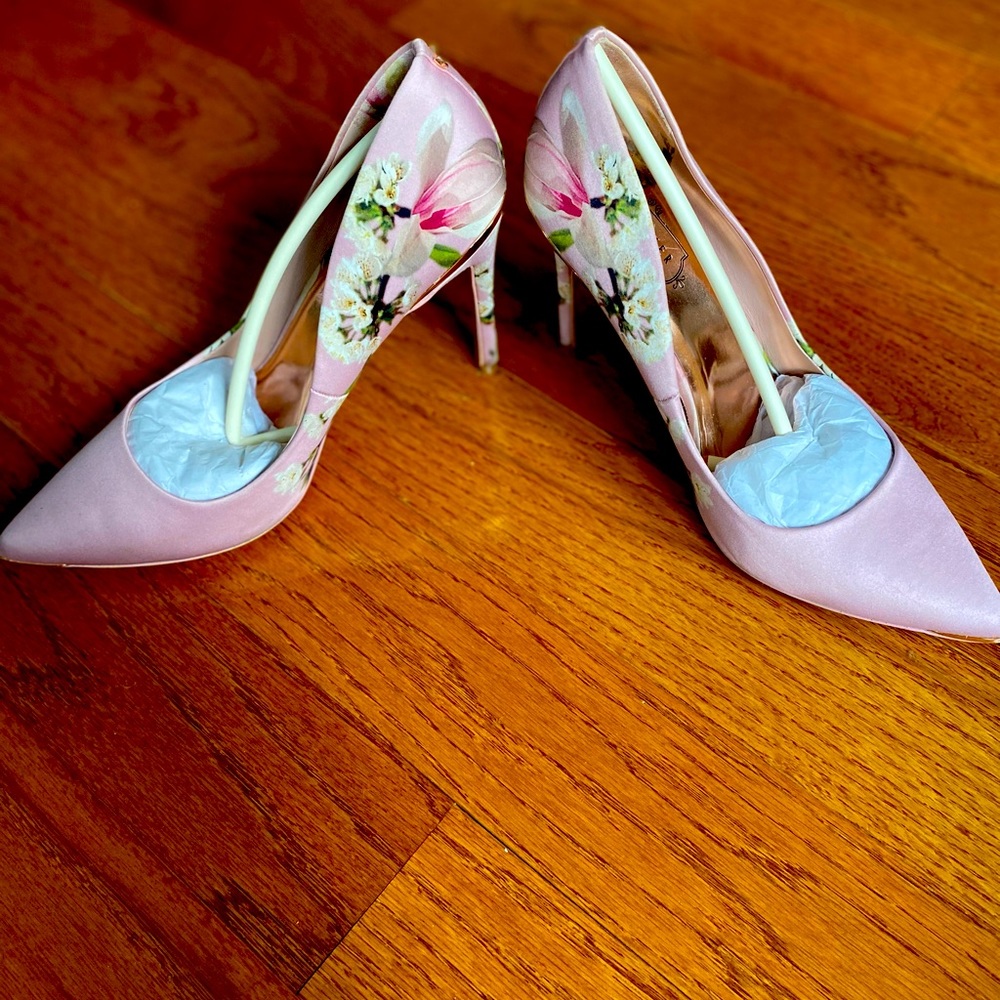 Ted Baker floral shoe 39.5